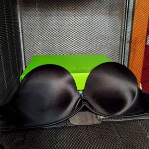 Black Strapless Victoria's Secret Bombshell Bra 34